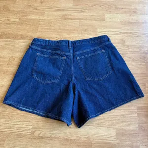 Abercrombie & Fitch Curve Love High Rise Loose Short Size 34 thumbnail 6