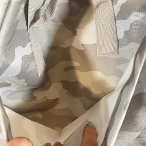 VS Pink Gray Camouflage Convertible Tote School Gym Backpack Women thumbnail 7