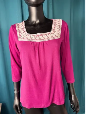 Jason‎ Maxwell Magenta Pink Square Neck Lace Trim 3/4 Sleeve Knit Top Blouse M thumbnail 1