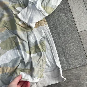 Aerie Size Medium Oversized Desert Camouflage Hooded Light-weight Sweatshirt thumbnail 4