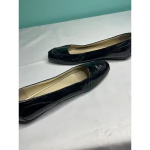 Sleek Patent Leather Loafers‎ thumbnail 5