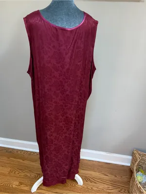 April Cornell Too! Vintage burgundy Maroon sleeveless maxi dress floral embossed thumbnail 4