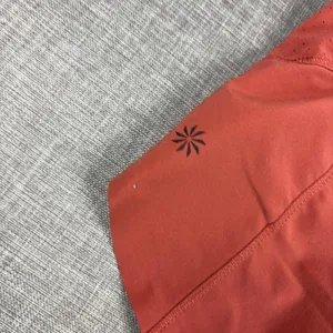 Athleta Run With It Shorts Womens XS Orange Running 3.5in Lined Athletic Gym thumbnail 7