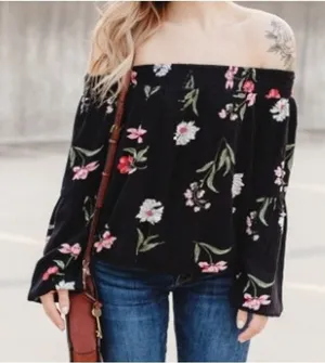 Hollister Floral Top Sz‎ Med Off the Shoulder Bell Sleeves Boho Peasant Style thumbnail 1