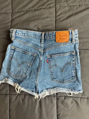 Levi’s Ribcage Shorts Denim thumbnail 2