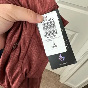 Torrid Lyocell Turtleneck Long Sleeve Active Tee in a size 2X thumbnail 7