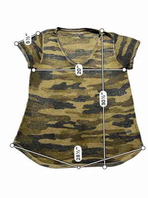 Lucky Brand Women’s XL Camo V-Neck T-Shirt Green Short Sleeve Curved Hem thumbnail 6