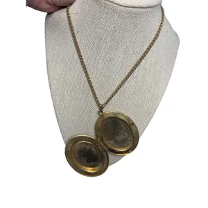 Vintage Art Deco Gold-Tone Oval Locket Necklace With Painted Lady Portrait thumbnail 4