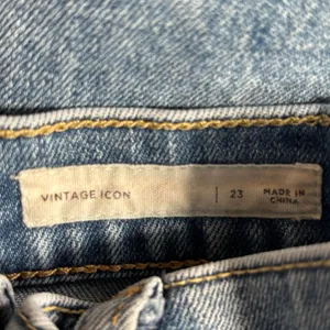 PacSun Vintage Icon Distressed Skinny Jeans Light‎ Wash Raw Hem 23 Inch Waist thumbnail 9