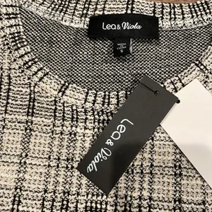 Designer Lea & Viola Tweed Top with Pearl Details Size Small Retail 110$ NWT thumbnail 8