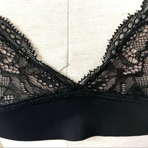 Pure water black lace bra thumbnail 5