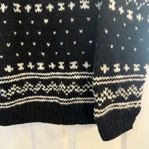 VTG 100% Wool Sweater XS Nepal 1/4 Zip Snowflakes Thick Fisherman Cozycore Cabin thumbnail 6