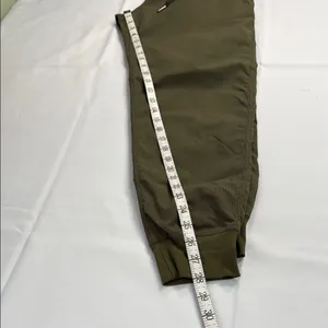 ZYIA Green Elastic Waist Joggers with Cuffed Ankles thumbnail 4
