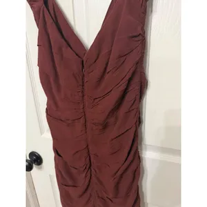Wilfred‎ Aritzia Ruched Cap Sleeve Mini Dress Wine Red Bodycon thumbnail 9