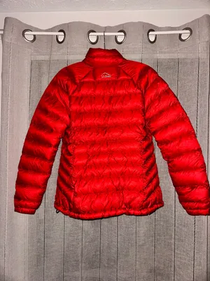 L.L. Bean Men's Ultralight 850 Down Jacket thumbnail 2