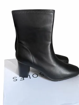 Aerosoles Women's Miley Mid-Calf Square Toe Comfy Stretch Black Boots Size 7.5 thumbnail 1