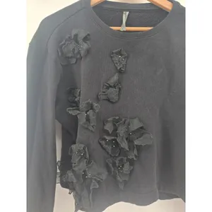 Anthropologie Sweatshirt Women S 3D Floral Applique Black Beaded Cropped EUC thumbnail 2