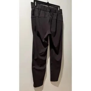 Lululemon On The Fly Pants Brown Straight Leg Stretch Travel Pant Women’s Size 4 thumbnail 2