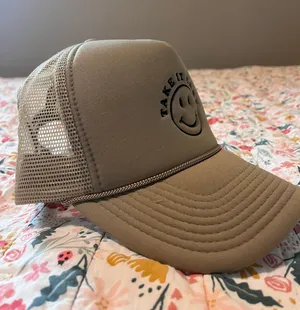 trucker hat thumbnail 2