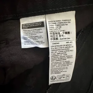 Levi's x McLaren Speed Baggy Jeans Black Formula 1 Racing Womens Sz 31 thumbnail 14