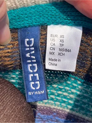 H&M Women’s Wool Blend Colorful Fair Isle Grandpacore Crewneck Sweater Size XS thumbnail 2
