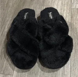  Black Plush Crisscross Slide Slippers thumbnail 1
