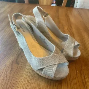 Maurices Cork Wedge Heels Sz 10 Danielle Slingback‎ Open Toe Cute! EUC! Bin A thumbnail 1