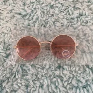 Round Orange Lens and Gold Metal Frames Sunglasses NWOT thumbnail 9