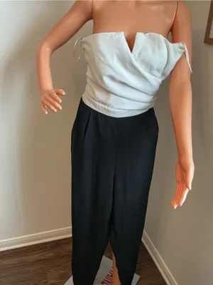 VENUS Two-Tone Strapless Jumpsuit in White & Black thumbnail 4