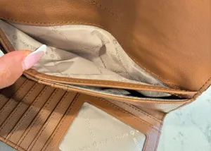 Michael Kors Jet Set leather wallet thumbnail 8