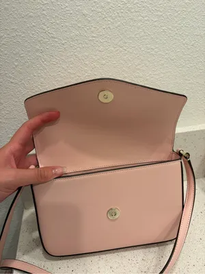 Kate Spade New York Sadie Leather Crossbody Purse in Light Pink EUC thumbnail 9