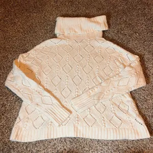 LOFT White Diamond‎ Pattern Cable Knit Cowl Neck Sweater Size L thumbnail 1