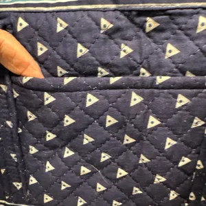 Large Quilted Tote Bag in Blue Floral Pattern w/ Pouch thumbnail 4