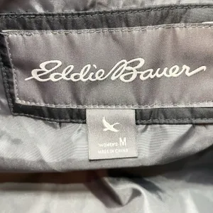 Eddie Bauer EB650 Lightweight Packable Down Puffer Black Vest Women’s Size M thumbnail 6