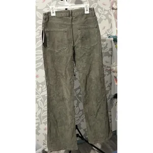 Wild Fable green Corduroy Pants Women’s S thumbnail 2