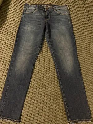 American Eagle Jeans thumbnail 1