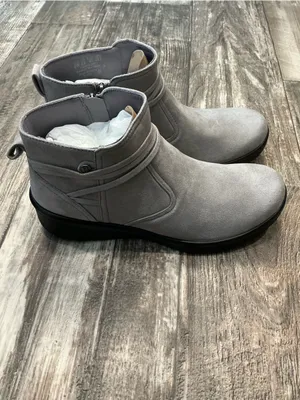 Bzees Grey Slip-On Ankle Booties Size 9 Wide thumbnail 11