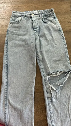 Zara straight leg high rise jeans thumbnail 1