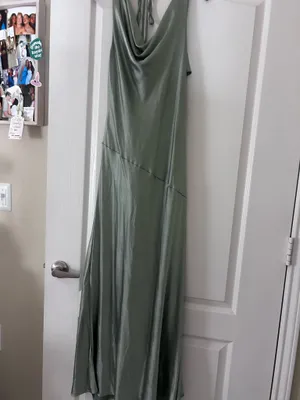 Green Dress  thumbnail 2