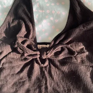 BLACK Halter top Size L thumbnail 3
