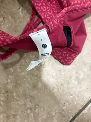 Lululemon Sports Bra thumbnail 3