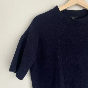 COS Wool Navy Blue Sweater Short Sleeve Size Small thumbnail 2