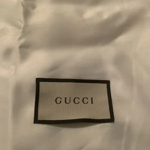Preloved Gucci‎ dustbag. About 14x8.5 inches thumbnail 2