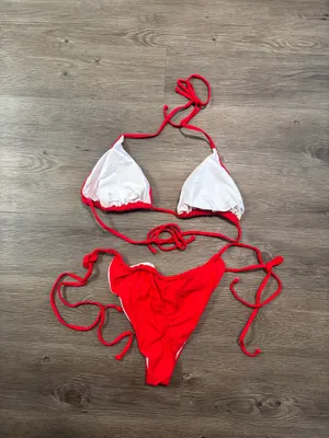 Amazon Red Triangle Bikini Set thumbnail 3