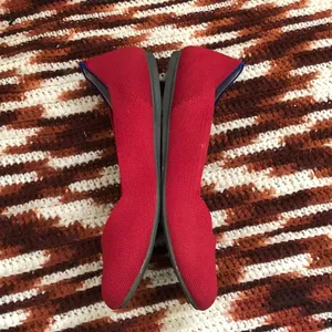 Rothy’s Red Round Toe Ballet Ballerina Flats Shoes Size 9 thumbnail 3