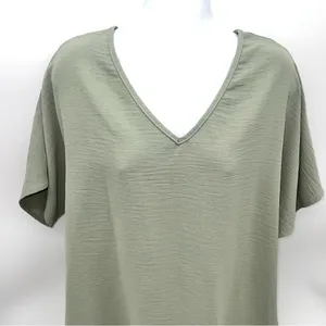 Entro Sage Green V-Neck Short Sleeve Top thumbnail 2