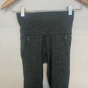 American Eagle Aerie Offline The Hugger Hi Rise Legging heathered green XS thumbnail 2