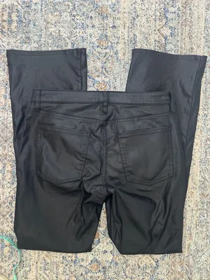 Banana Republic Low-Rise Bootcut Pants Size 29/8 Black Coated Denim Jeans thumbnail 4