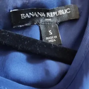 Banana Republic Sheer Flowy Blue Tank Top Size Small thumbnail 3