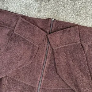 Patagonia Women’s Plush Synchilla Hoody Full Zip Longsleeve in Brown Size M thumbnail 9